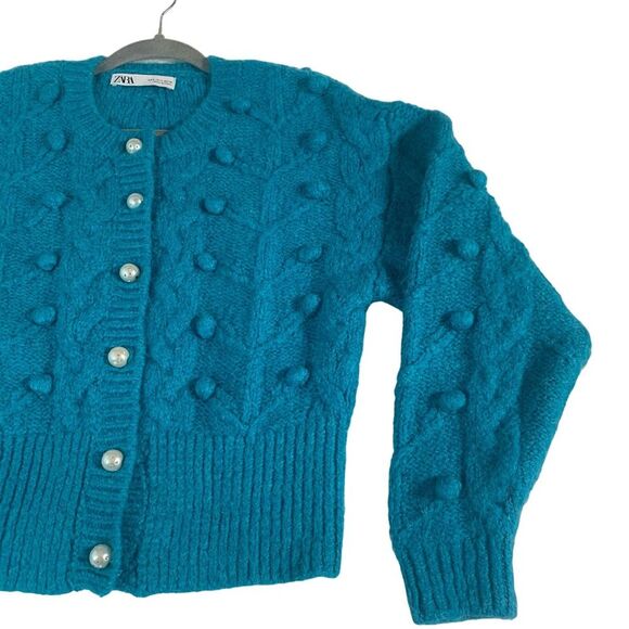 ZARA Faux Pearl Button front Cropped Cardigan Sweater Pom-pom Teal Blue Small - Picture 7 of 11